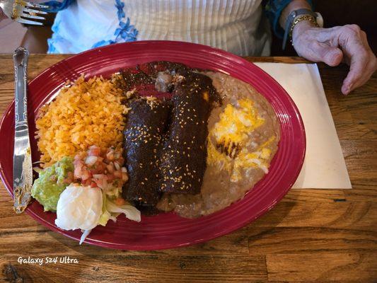 Mole Enchiladas