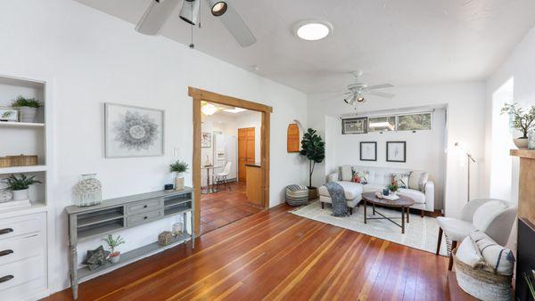 Toi Holliday Realtor