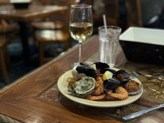 Captain George's Seafood Restaurant