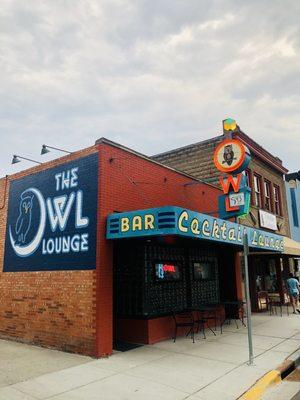Owl Lounge