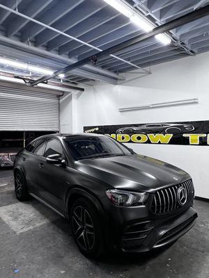 Gle 63 Full Satin Black vinyl wrap