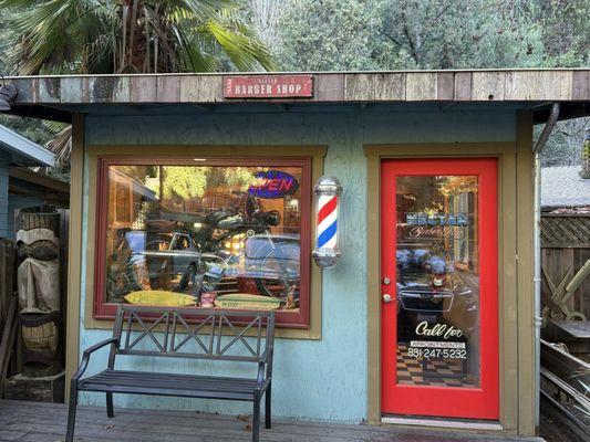 Unique shape and location in Felton.