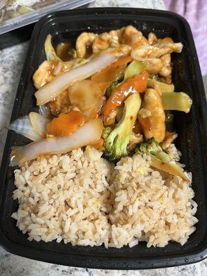 Garlic chicken lunch combo