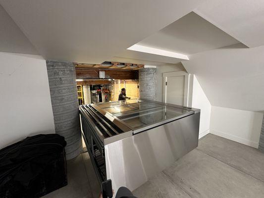 Mammoth Moving & Storage