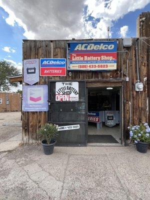 The Lil Battery Shop