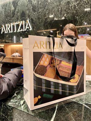 Service here is amazing, I love it