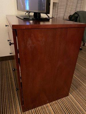 Side of dresser that tv is on.