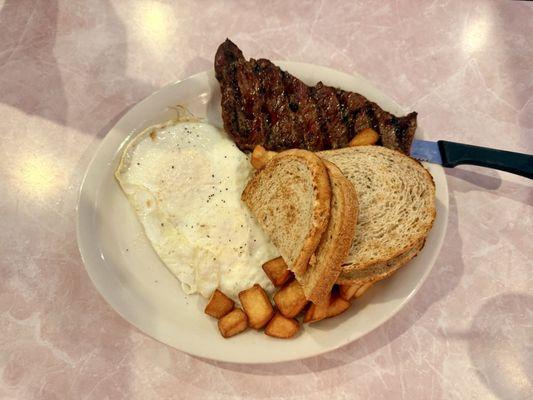 Moonlight Diner & Grille