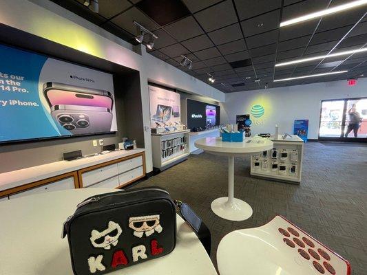 AT&T Store