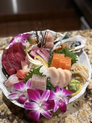 Sashimi deluxe platter