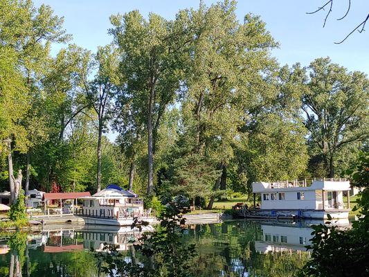 The area between the boats is our new swimming area. Really Nice!!!