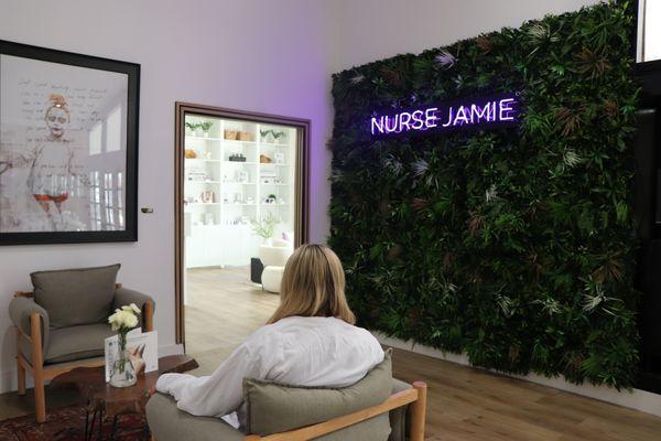 Escape & Rejuvenate: Your Sanctuary for Relaxation