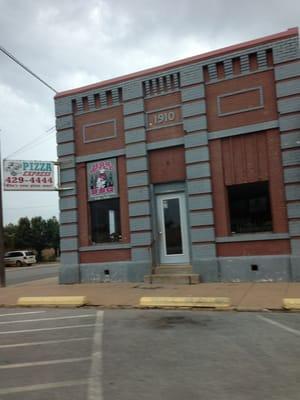 Pizza Express/Hog Wild BBQ