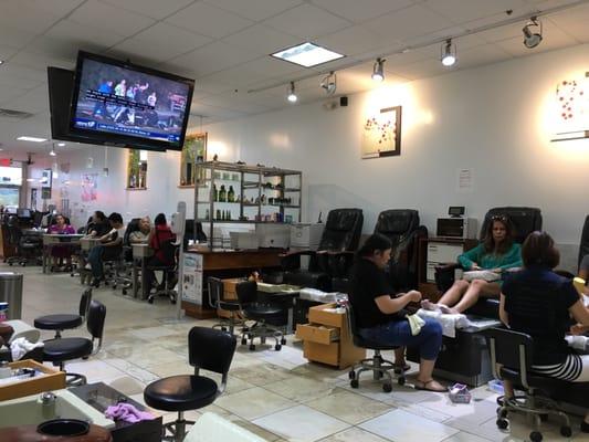 Joyce Tips Nail & Spa