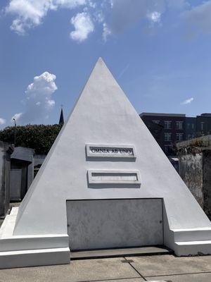 Nicolas Cage Tomb