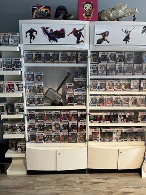 Nice Store to brows your favorite collectables.