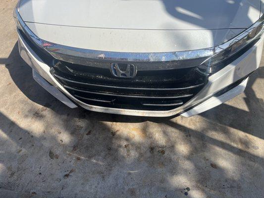 Car still filthy after going through the wash.