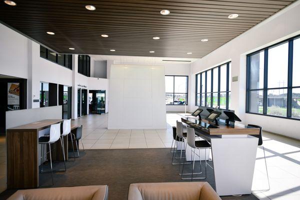 Garlyn Shelton Nissan