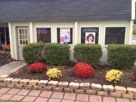 The 989 Salon & Spa LLC