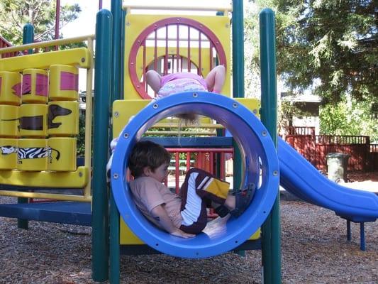 San Carlos Avenue Neighborhood Park