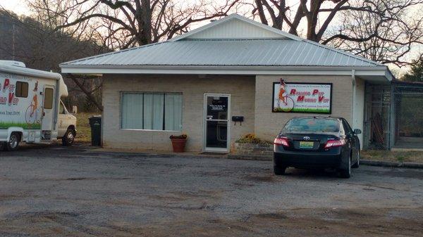 Rolling Pet Mobile Vet