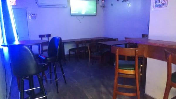 Chandler's Beer Bar & Grill