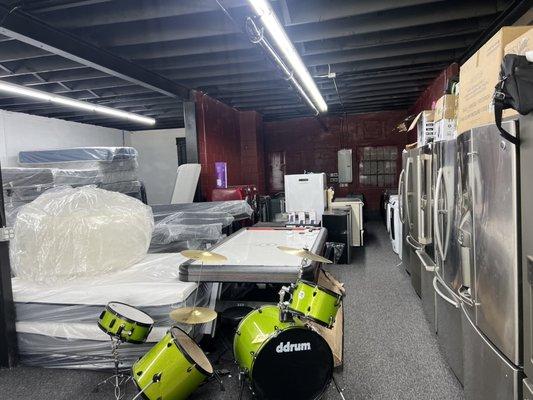 Sams Outlet and Mattresses