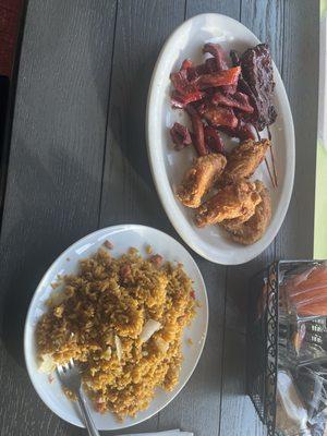 Roast Pork Fried Rice and boneless spare ribs and chicken wing are amazing !