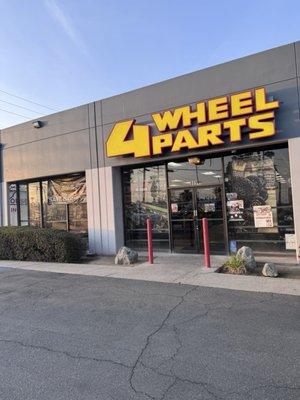4 Wheel Parts Performance Center