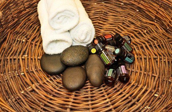 We offer essential oil & hot stone therapy to any service!