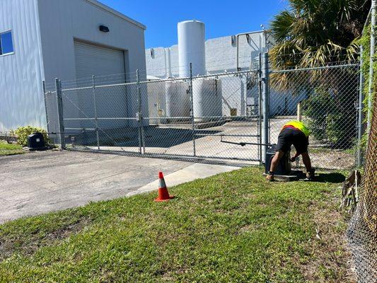 Roberts Electric Gates Reapir