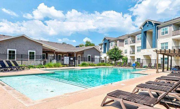 Live Oak Apartment Homes