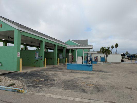 Barnacles Car Wash, Cape Coral