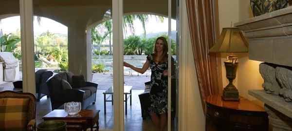 ClearView Retractable Screen