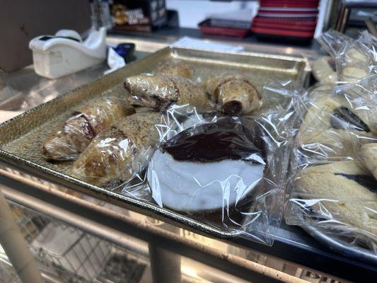 House of Bagels-Central Deli