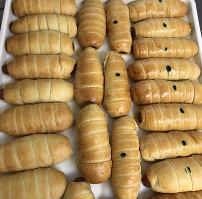 Kolache (cheese or jalapeños)