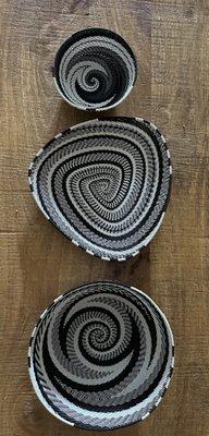 A lot of Bayaal's artist use recycle materials, in this case some really cool bowls made out of telephone cable wires.