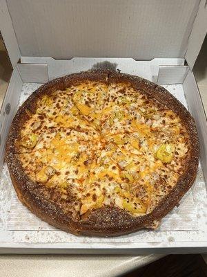 Chicken Wing Pizza with Deep Dish Crust