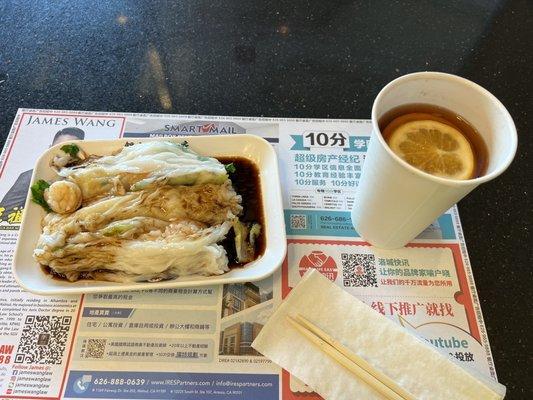 Tasty shrimp noodle roll and hot lemon tea :)