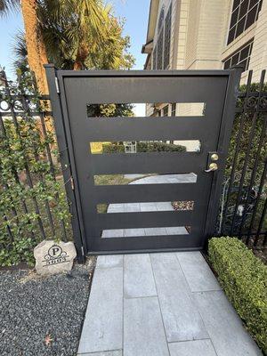 Gate won't shut properly