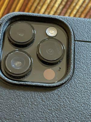 Fixed glass on main camera in the lower left