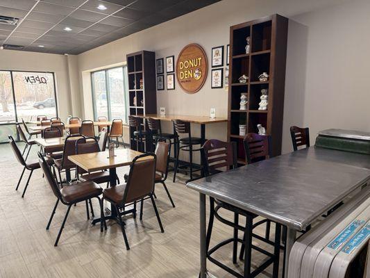 Donut Den