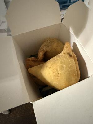 14. Samosa (Large)