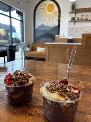 Coconut Açaí and Creamy Açaí bowls