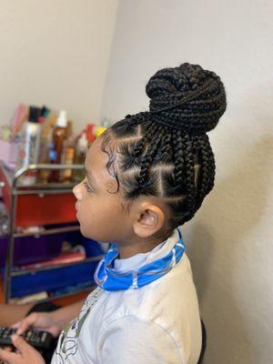 Kids knotless braids