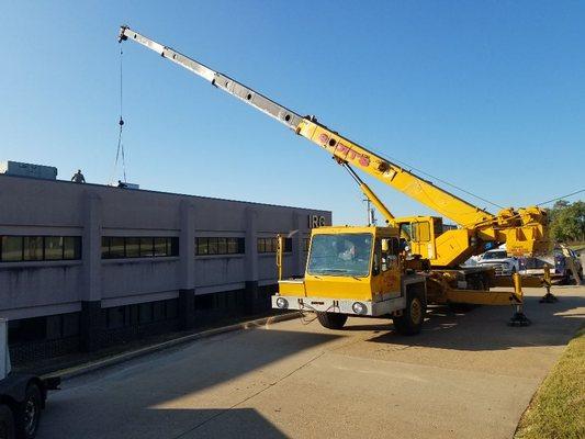Setting a Carrier RTU with crane