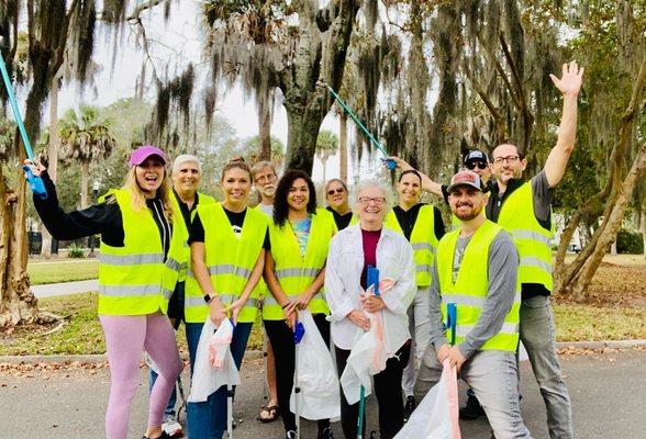 Thanks so much to all of our AWESOME volunteers from this morning! Another successful First Friday Clean Up in the books!