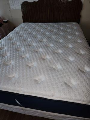Queen firm mattress