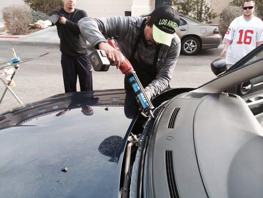 Dodge windshield replacement in Las Vegas, Nevada 89139 call 702.473.1154