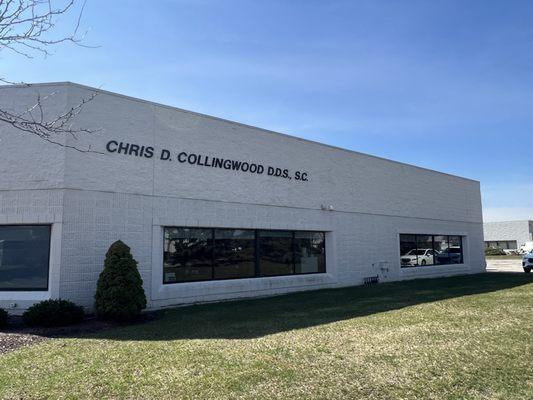 Dr. Derek T. Schmidt is also in this building in unit D.